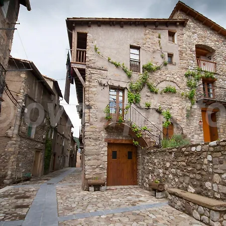 Ca L'amagat Hotel