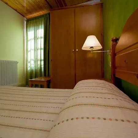Ca L'amagat Hotel